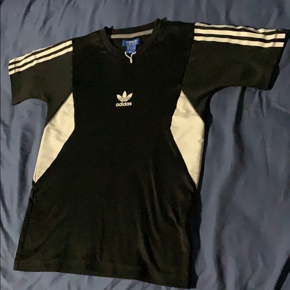 ADIDAS ORIGINALS T-Shirt. - Picture 1 of 6